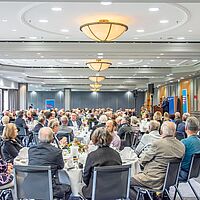 Impressionen aus der Festveranstaltung zur „Übergabe Goldene Meisterbriefe 2024“ der Handwerkskammer Dresden, fotografiert am 25. März 2023 im Bilderberg Bellevue Hotel Dresden.