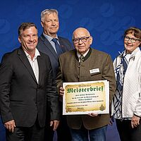 39-ba260421 Goldener-Meisterbrief twk DSC 7226 Impressionen aus der Festveranstaltung zur „Übergabe Goldene Meisterbriefe 2026“ der Handwerkskammer Dresden, fotografiert am 21. April 2026 im Bellevue Hotel Dresden.