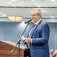 Impressionen aus der Festveranstaltung zur „Übergabe Goldene Meisterbriefe 2024“ der Handwerkskammer Dresden, fotografiert am 25. März 2023 im Bilderberg Bellevue Hotel Dresden.