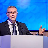 Impressionen von der Ehrung der Deutsche Meisterschaften im Handwerk (DMH)  in njumii – das Veranstaltungszentrum, am 15. Dezember 2025