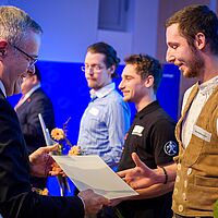 Impressionen von der Ehrung der Deutsche Meisterschaften im Handwerk (DMH)  in njumii – das Veranstaltungszentrum, am 15. Dezember 2025