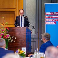 Impressionen aus der Festveranstaltung zur „Übergabe Goldene Meisterbriefe 2024“ der Handwerkskammer Dresden, fotografiert am 25. März 2023 im Bilderberg Bellevue Hotel Dresden.