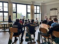 Impressionen von der Veranstaltung \"Wer repariert eigentlich unsere Welt\" vom 12. März 2026