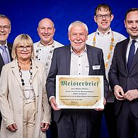 Übergabe Goldene Meisterbriefe 2026 Impressionen aus der Festveranstaltung zur „Übergabe Goldene Meisterbriefe 2026“ der Handwerkskammer Dresden, fotografiert am 21. April 2026 im Bellevue Hotel Dresden.