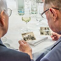 Impressionen aus der Festveranstaltung zur „Übergabe Goldene Meisterbriefe 2024“ der Handwerkskammer Dresden, fotografiert am 25. März 2023 im Bilderberg Bellevue Hotel Dresden.