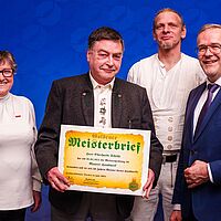 Impressionen aus der Festveranstaltung zur „Übergabe Goldene Meisterbriefe 2024“ der Handwerkskammer Dresden, fotografiert am 25. März 2023 im Bilderberg Bellevue Hotel Dresden.