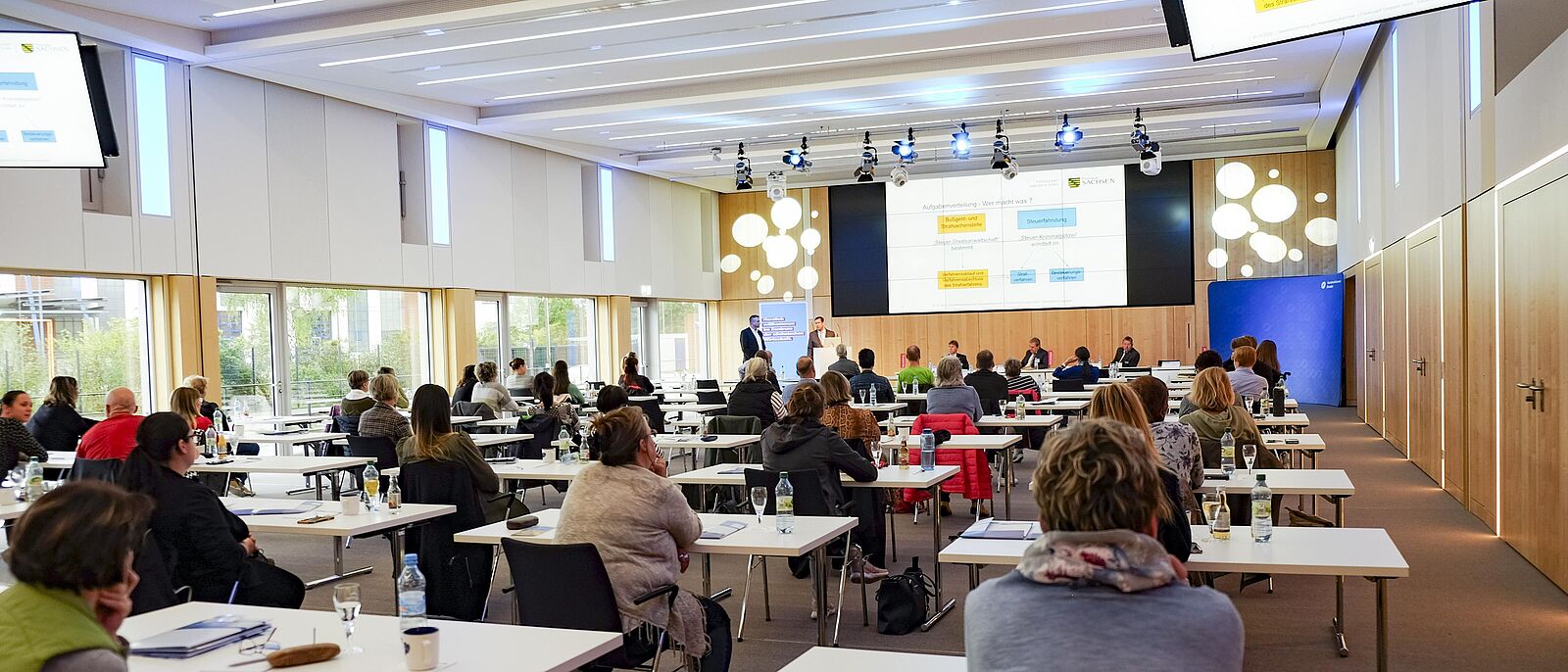 Blick in den Tagungsraum des 12. Gewerbeamtstages der Handwerkskammer Dresden