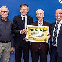 Impressionen aus der Festveranstaltung zur „Übergabe Goldene Meisterbriefe 2024“ der Handwerkskammer Dresden, fotografiert am 25. März 2023 im Bilderberg Bellevue Hotel Dresden.