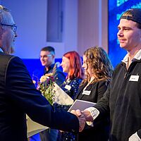 Impressionen von der Ehrung der Deutsche Meisterschaften im Handwerk (DMH)  in njumii – das Veranstaltungszentrum, am 15. Dezember 2025