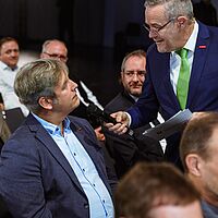 Impressionen von der Festveranstaltung der Meisterfeier 2025 der Handwerkskammer Dresden