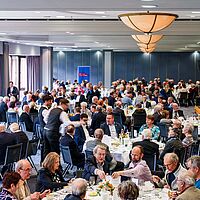 Impressionen aus der Festveranstaltung zur „Übergabe Goldene Meisterbriefe 2024“ der Handwerkskammer Dresden, fotografiert am 25. März 2023 im Bilderberg Bellevue Hotel Dresden.