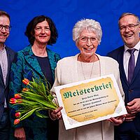 Impressionen aus der Festveranstaltung zur „Übergabe Goldene Meisterbriefe 2024“ der Handwerkskammer Dresden, fotografiert am 25. März 2023 im Bilderberg Bellevue Hotel Dresden.