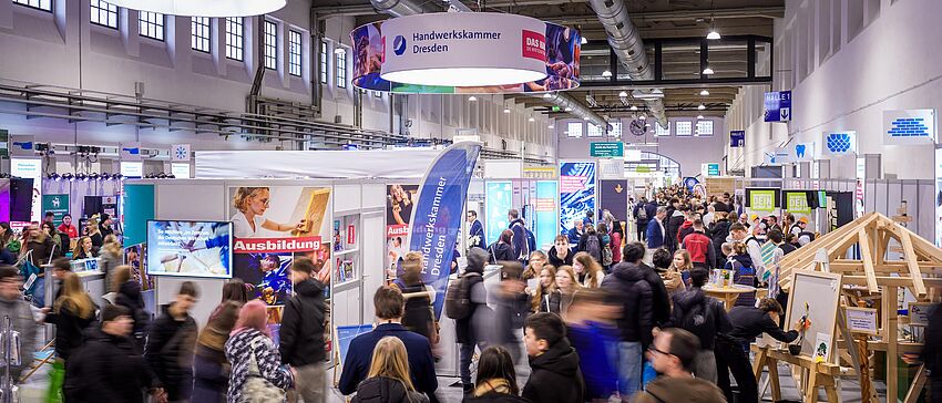 Impressionen von der Messe KarriereStart 2026