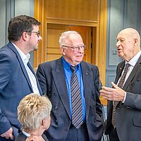 Impressionen aus der Festveranstaltung zur „Übergabe Goldene Meisterbriefe 2024“ der Handwerkskammer Dresden, fotografiert am 25. März 2023 im Bilderberg Bellevue Hotel Dresden.