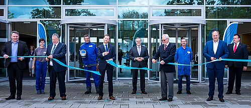 Handwerkskammer Dresden feiert offizielle Eröffnung von njumii – das Bildungszentrum des Handwerks - Zum Beitrag
