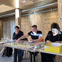 Impressionen aus dem Workshop, der in einem Gebäude des Kühlhauses Görlitz stattfand.