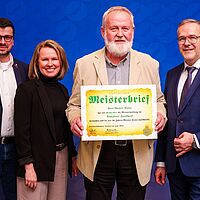 Impressionen aus der Festveranstaltung zur „Übergabe Goldene Meisterbriefe 2024“ der Handwerkskammer Dresden, fotografiert am 25. März 2023 im Bilderberg Bellevue Hotel Dresden.