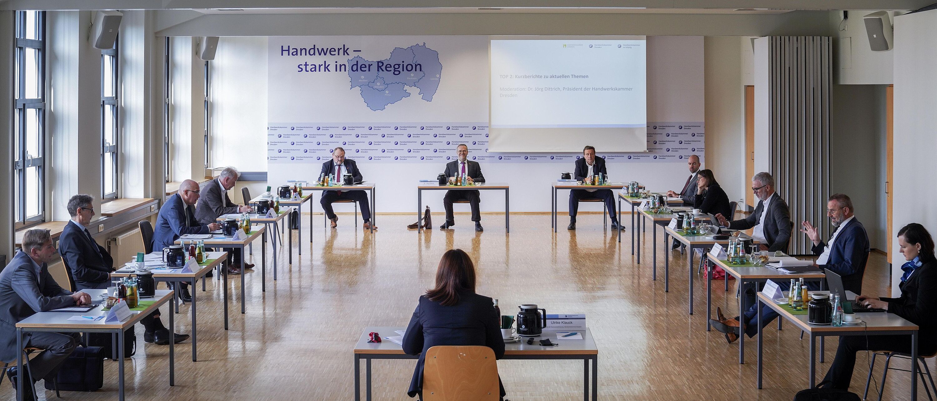 Blick in den Saal der 5. Sitzung des Europa-Ausschusses des sächsischen Handwerks.
