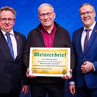 Impressionen aus der Festveranstaltung zur „Übergabe Goldene Meisterbriefe 2024“ der Handwerkskammer Dresden, fotografiert am 25. März 2023 im Bilderberg Bellevue Hotel Dresden.