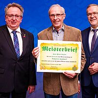 Impressionen aus der Festveranstaltung zur „Übergabe Goldene Meisterbriefe 2024“ der Handwerkskammer Dresden, fotografiert am 25. März 2023 im Bilderberg Bellevue Hotel Dresden.