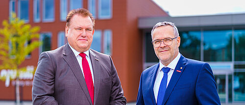 Handwerkskammerpräsident Jörg Dittrich (rechts) und Hauptgeschäftsführer Dr. Andreas Brzezinski von der Handwerkskammer Dresden - Zum Beitrag